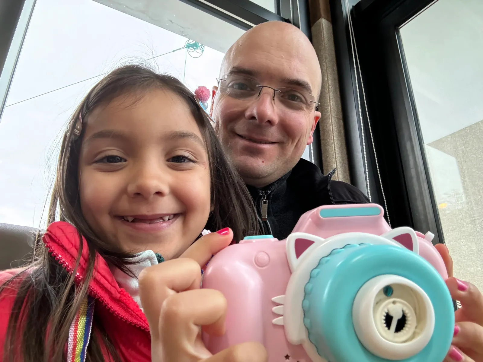 Câmara frontal do iPhone 15 Pro Max com o modo retrato desativado