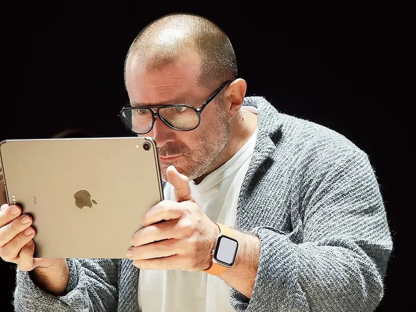 ACABOU a ligação entre Jony Ive e a Apple!