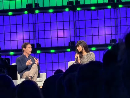 O futuro do podcasting: vozes autênticas e ligações diretas