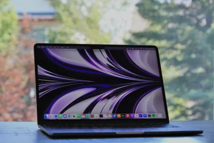 MacBook Air M2 ainda vale a pena em 2025?