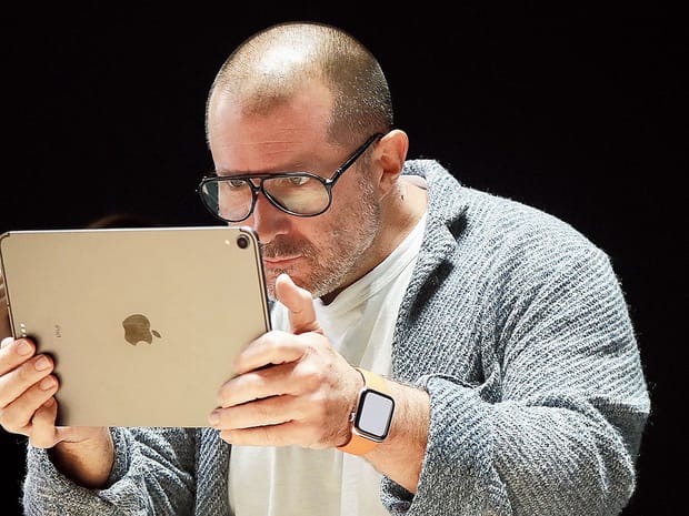ACABOU a ligação entre Jony Ive e a Apple!