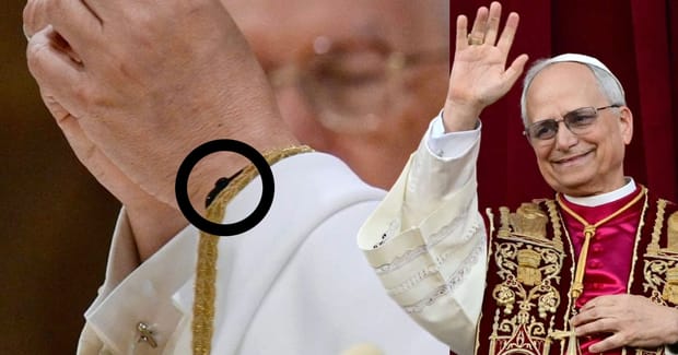 Papa Leão XIV surpreende ao usar Apple Watch