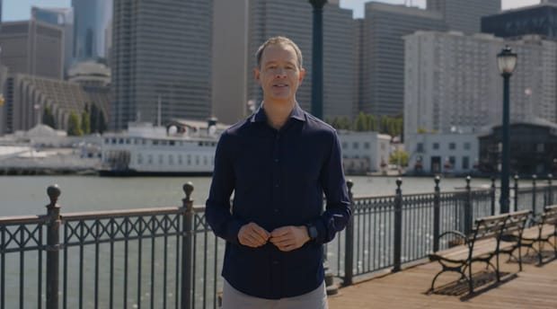 Adeus, Jeff! COO da Apple despede-se após 27 anos na empresa