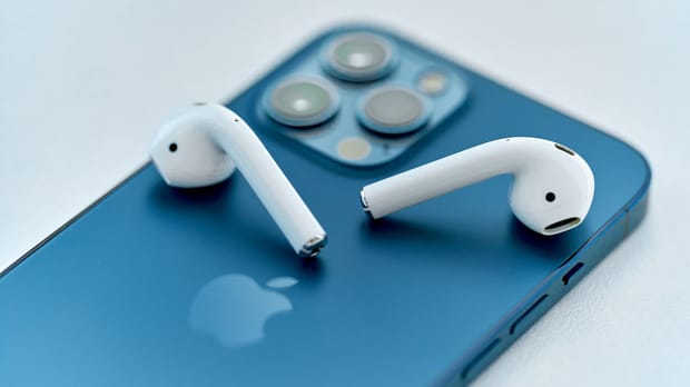 Sabias que podes partilhar o áudio com dois pares de AirPods a partir do iPhone?