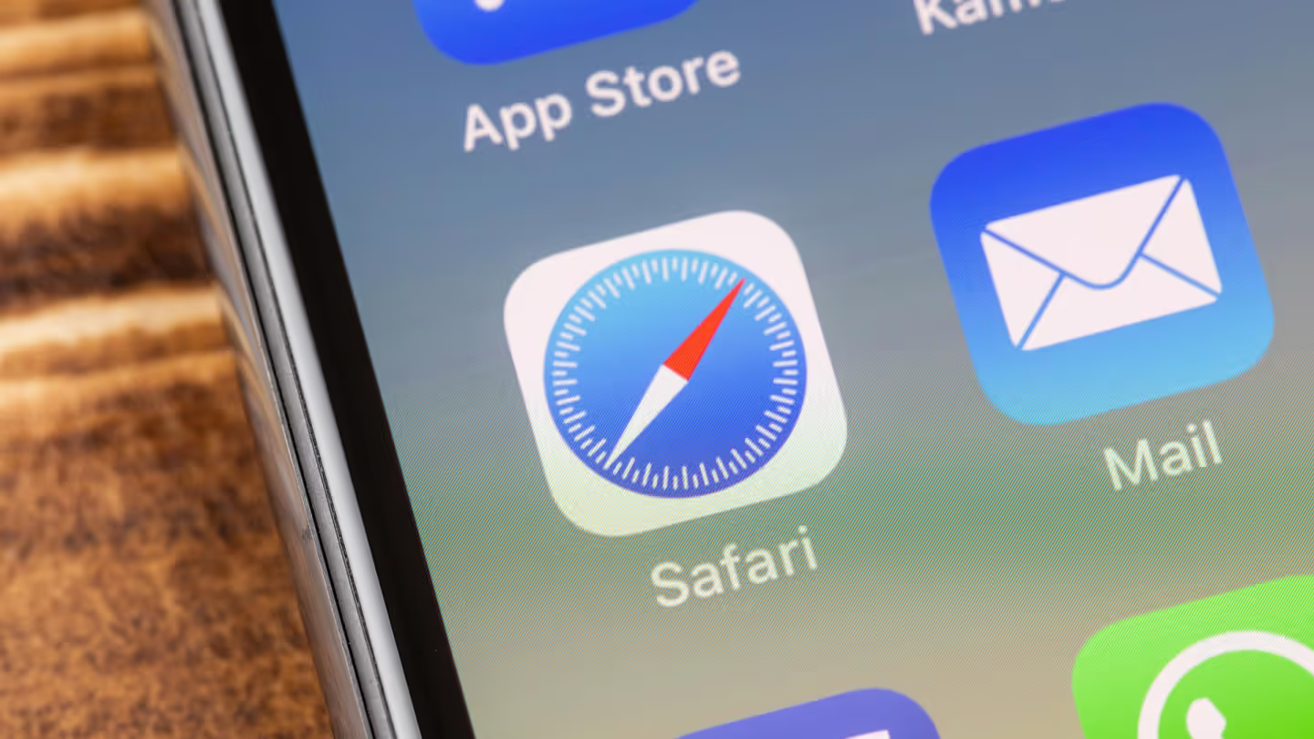 Como impedir que o Safari mostre as últimas pesquisas no iPhone?