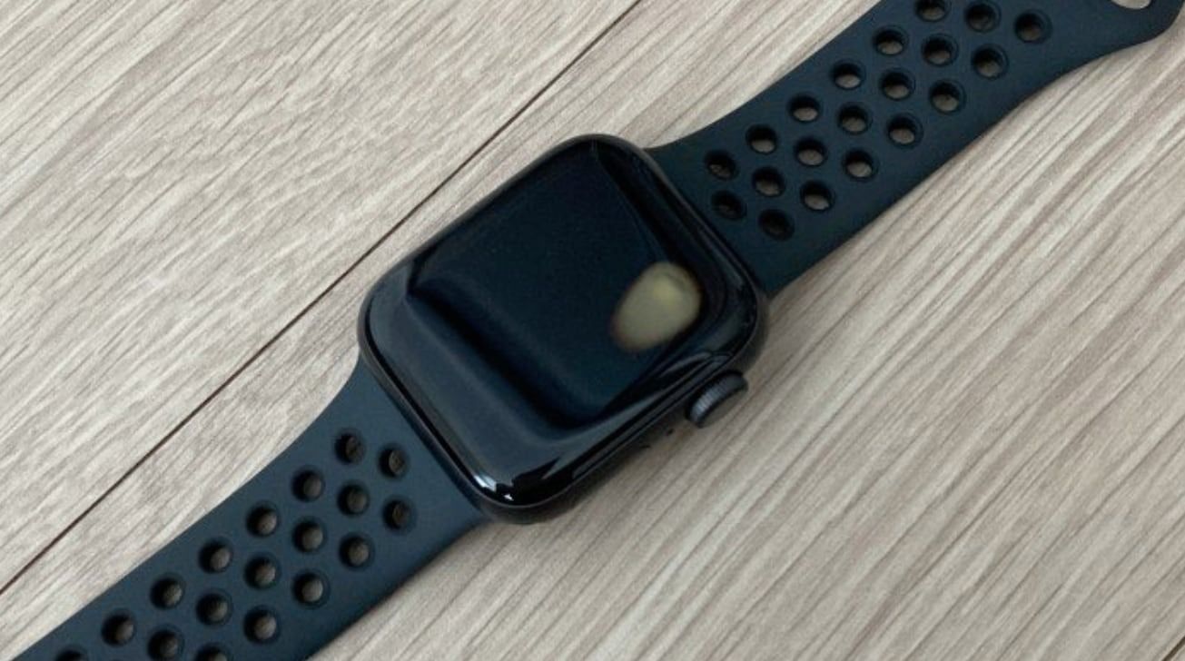 Utilizadores revelam problemas de sobreaquecimento no Apple Watch SE